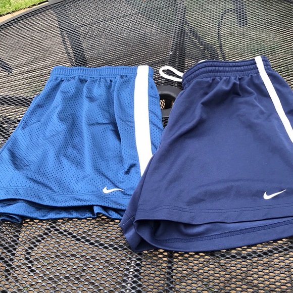 Nike shorts - Picture 2 of 5